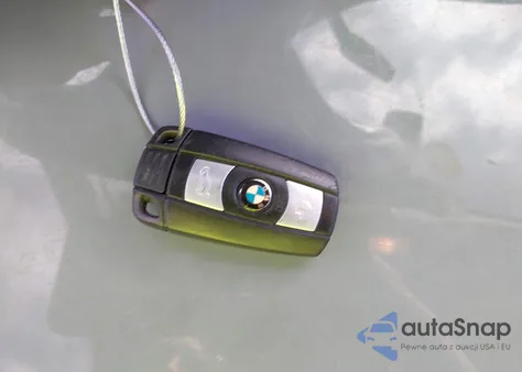 2011 BMW 328I из США, поврежденный, VIN WBAPH7C54BE461311